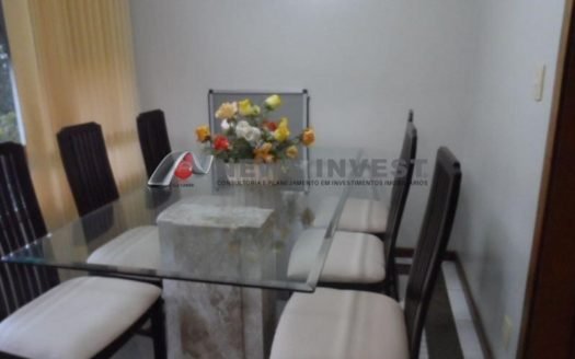 SQS 315  Apt. 3 Quartos  01 Vaga de garagem  com 103m²