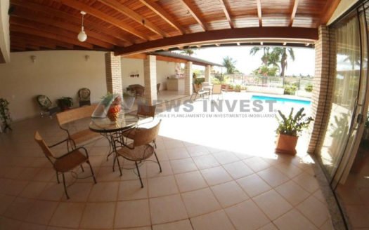 SHIS QL 28 – CASA EM 03 NÍVEIS COM 05 DORMITÓRIOS  – ACESSO PARA O LAGO