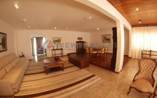 SHIS QL 28 – CASA EM 03 NÍVEIS COM 05 DORMITÓRIOS  – ACESSO PARA O LAGO