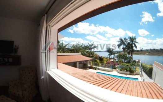 SHIS QL 28 – CASA EM 03 NÍVEIS COM 05 DORMITÓRIOS  – ACESSO PARA O LAGO
