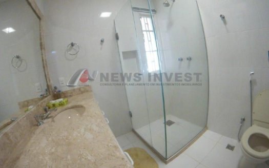 SHIS QL 28 – CASA EM 03 NÍVEIS COM 05 DORMITÓRIOS  – ACESSO PARA O LAGO