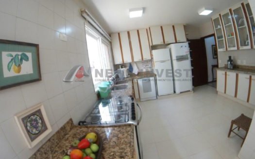 SHIS QL 28 – CASA EM 03 NÍVEIS COM 05 DORMITÓRIOS  – ACESSO PARA O LAGO