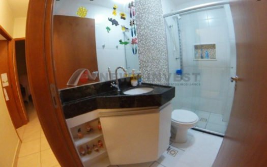 TOP LIFE –  REFORMADO – 3 quartos – 02 vagas de garagem – andar alto – vista livre