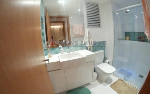 03 Quartos – 102,60m²- VISTA PARA PISCINA – DUAS VAGAS
