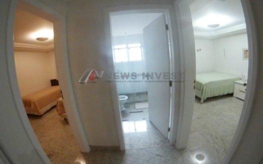 VENDO CASA COM TER. 3.300M² /*ACEITA APT ASA SUL 4QTS
